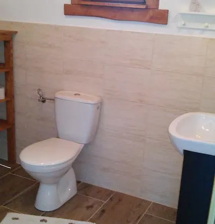 Farm stay Pszczolka Sycowa Huta