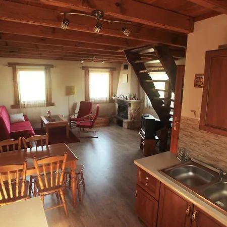 Farm stay Pszczolka Sycowa Huta